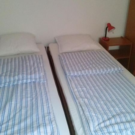 Guesthouse Daniel Oradea Εξωτερικό φωτογραφία
